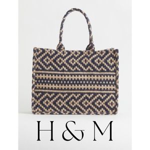 Sold out H&M jacquard boho print tote bag in beige/navy blogger Fave!